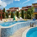 Yalta Complex 3*