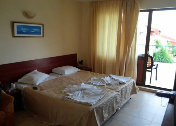 Yalta Complex Hotel 3*