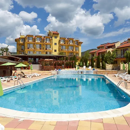 ホテル Yalta Complex